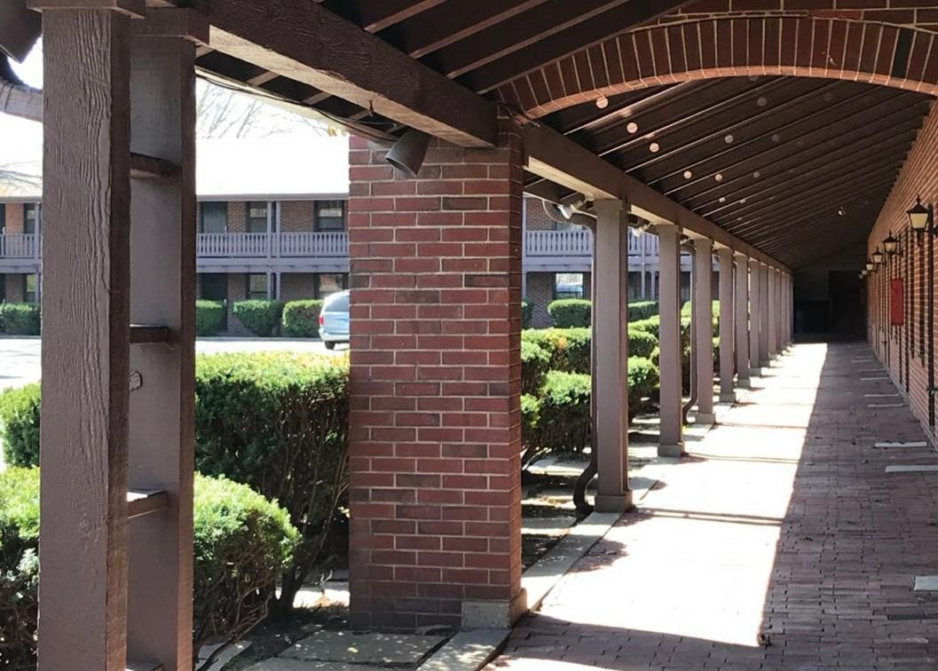 The Lincoln Lodge Urbana Champaign Exterior photo